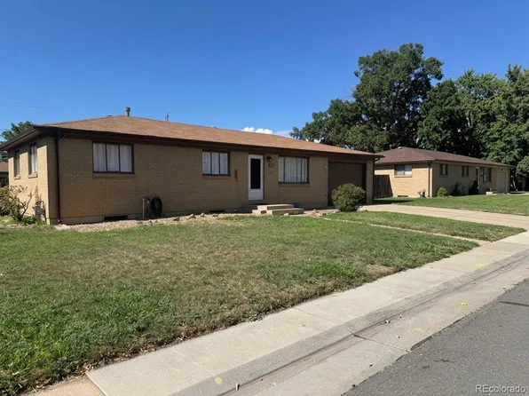 2940 W Saratoga Avenue, Englewood, CO 80110
