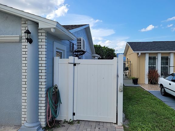2nd image of 2517 Bluegill St #B