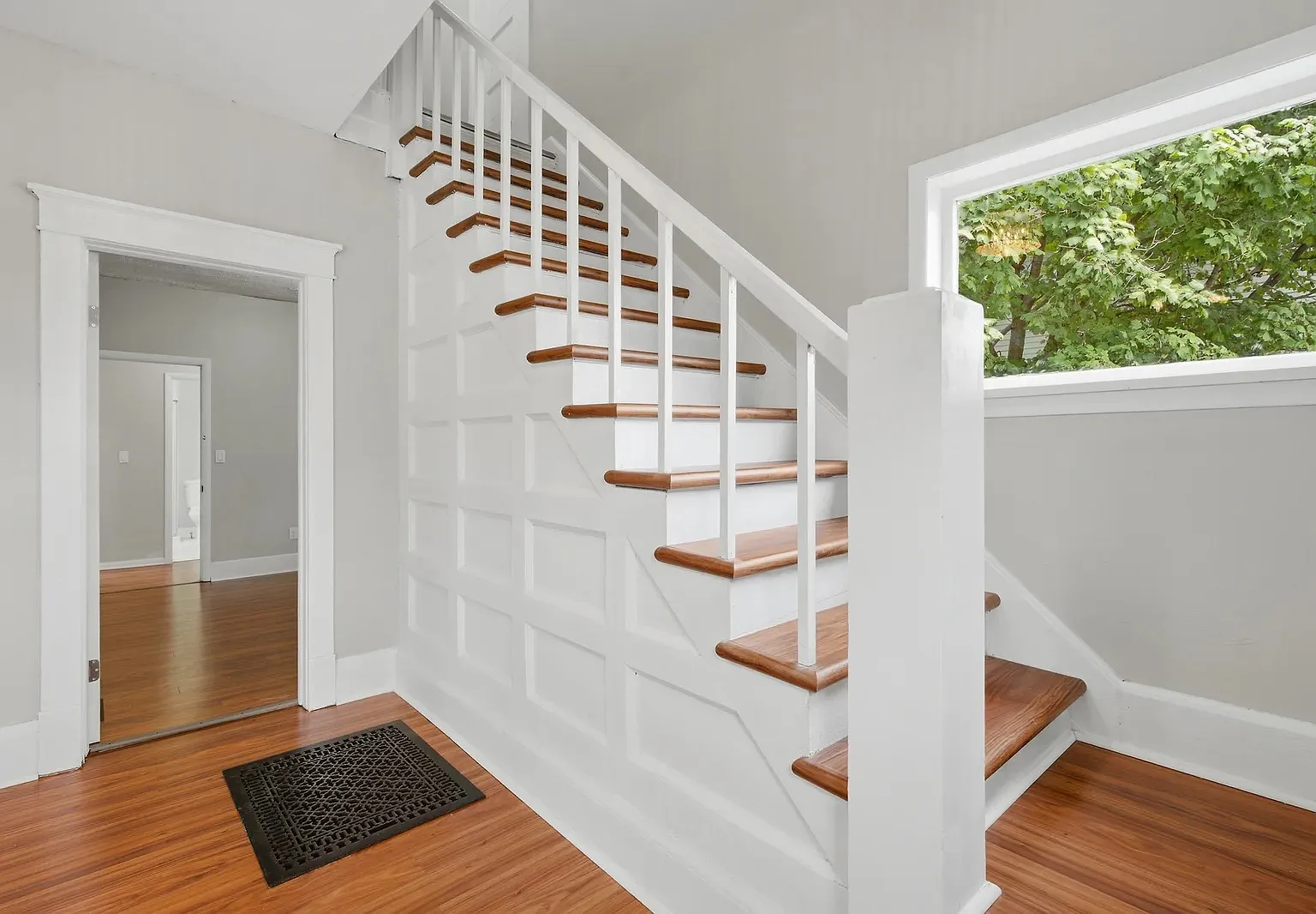 6 bed, 2006 sqft, $3,000 — Photo 4