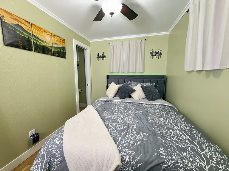 308 N Foote Ave — Photo 12