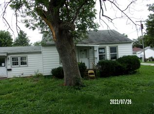 126 S Spring St, Paxton, IL 60957