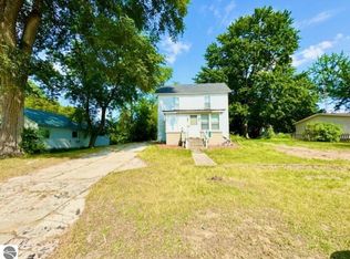 618 Berea St, Saint Louis, MI 48880