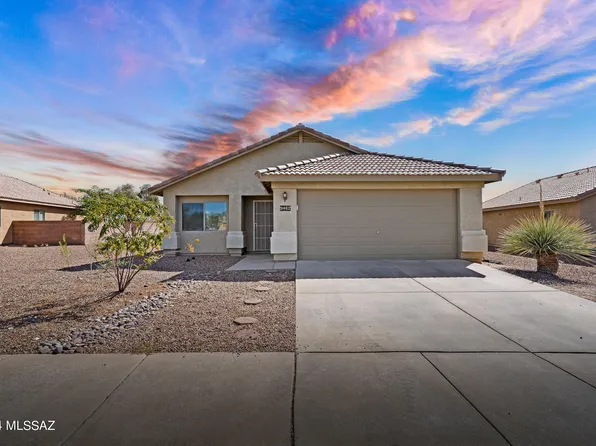 9462 N Scarlet Tanager Ln, Tucson, AZ 85742