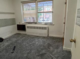6146 71st St #1, Middle Village, NY 11379