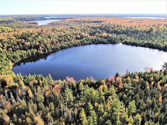 2nd image of 8711 N Bo Di Lac Dr