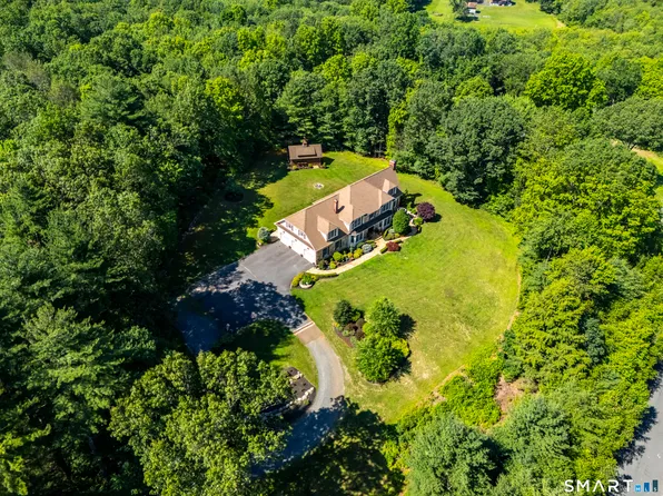 99 Carriage Lane, Roxbury, CT 06783