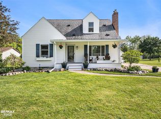 5296 E Bristol Rd, Burton, MI 48519