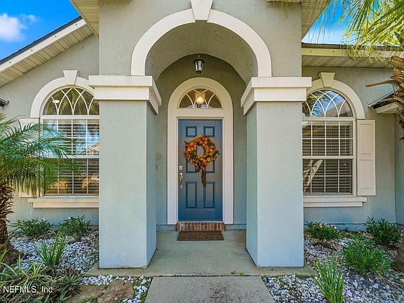 2nd image of 12390 TROPIC Drive