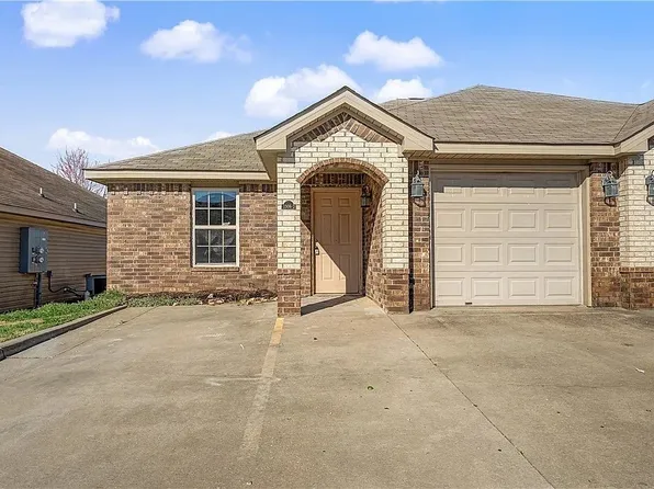 3306 SW Victoria Pl Unit E, Bentonville, AR 72712