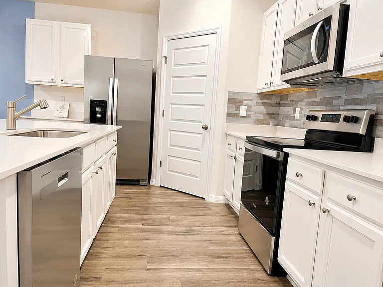 3309 Lounging Wren Ln — Photo 11