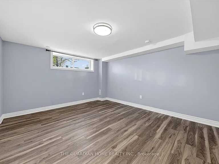 75 Durham St #BASEMENT — Photo 10