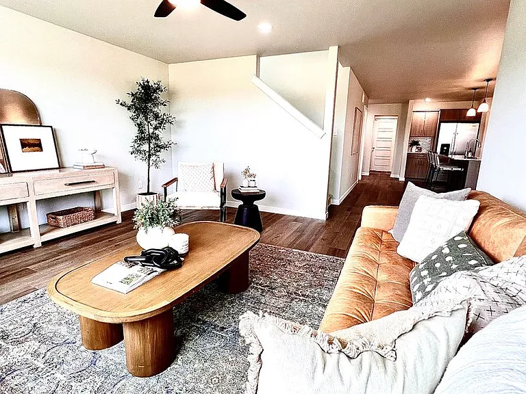 7435 W Trumbull Ct — Photo 17