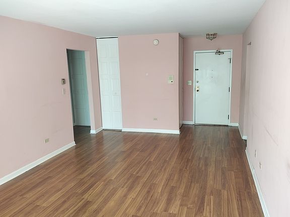 2nd image of 6 Villa Verde Dr Unit 306