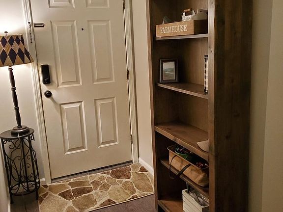3rd image of 2816 Mulberry Ln APT F