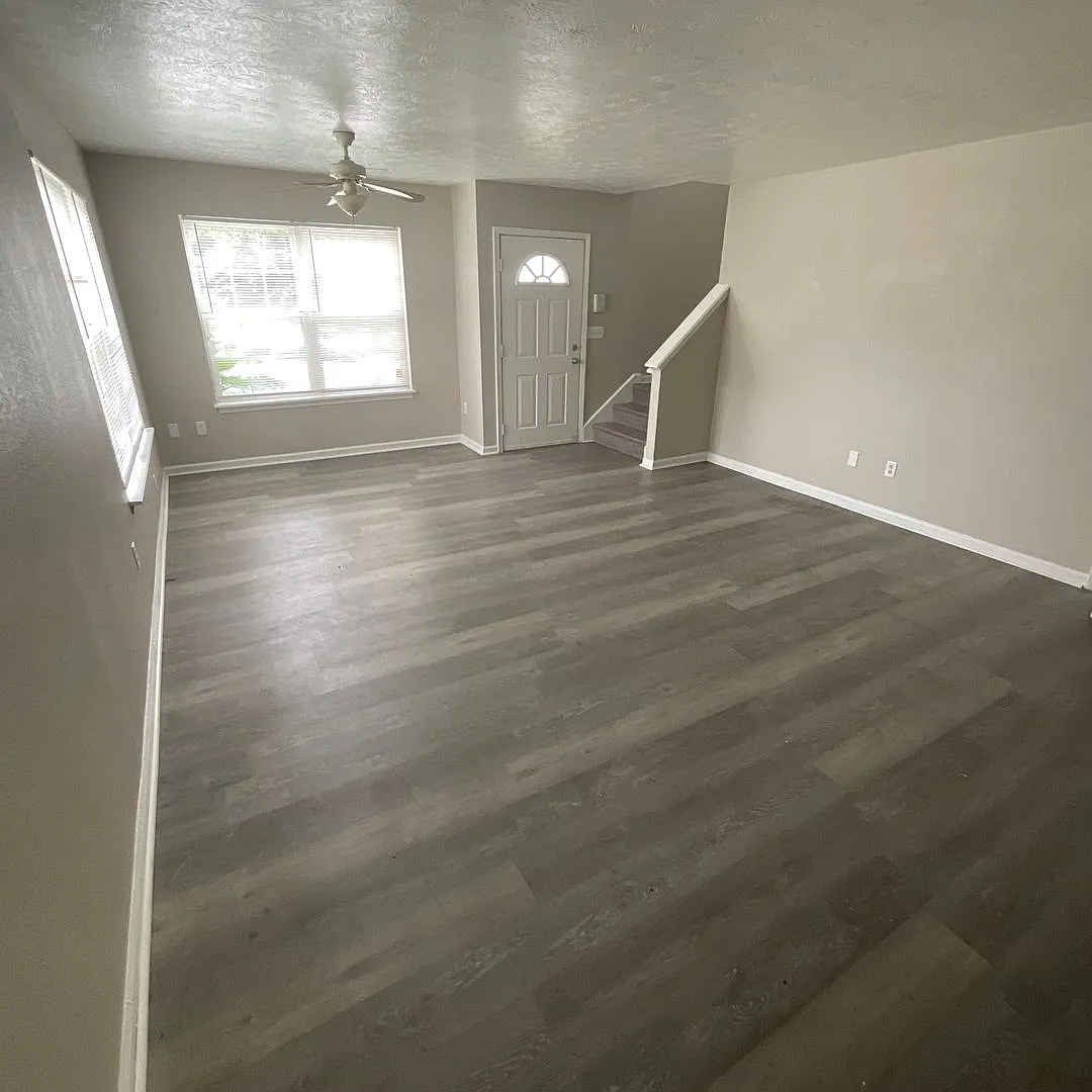 3 Bed 1.5 bath Home for Rent — Photo 2
