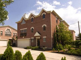 9709 Riddlewood Ln, Houston, TX 77025