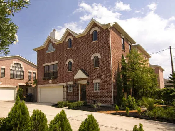 9709 Riddlewood Ln, Houston, TX 77025