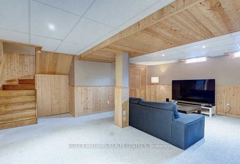 21 Delaney Cres — Photo 15