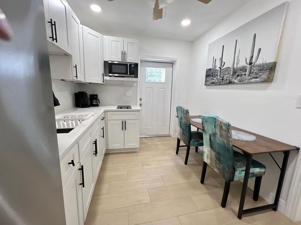 1340 W La Salle St #3