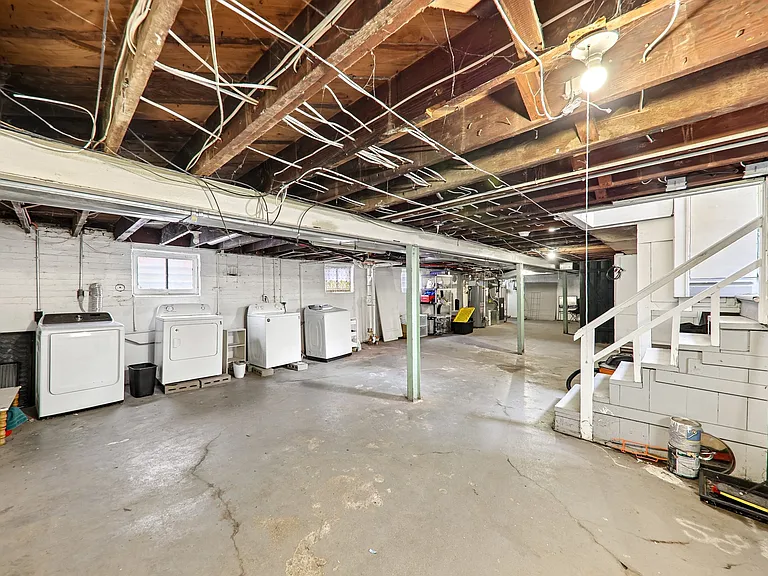 7315 Lindell Blvd #1 — Photo 27