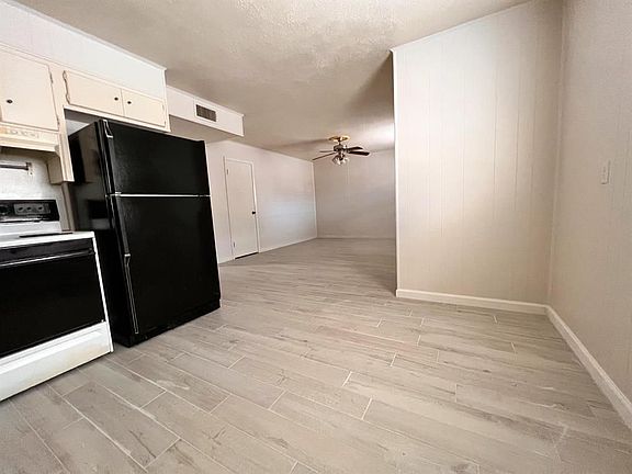 5th image of 1510 Kent Ave