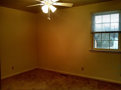 5th image of 3012 Paddington St