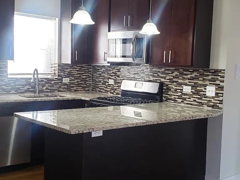 2505 W Granville Ave #1W — Photo 20