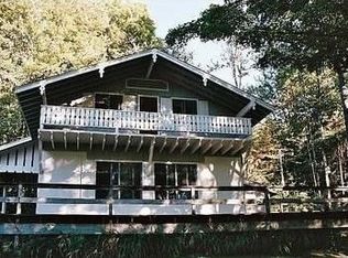 208 Magic Cir, Londonderry, VT 05148