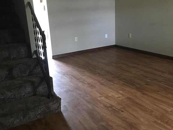2nd image of 204 Gloria St APT 3