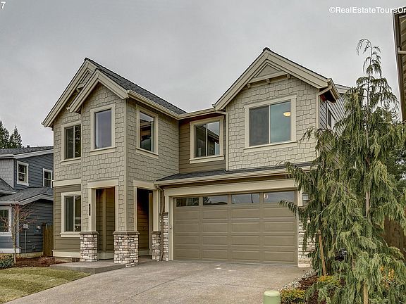 2nd image of 837 SE Bacarra St