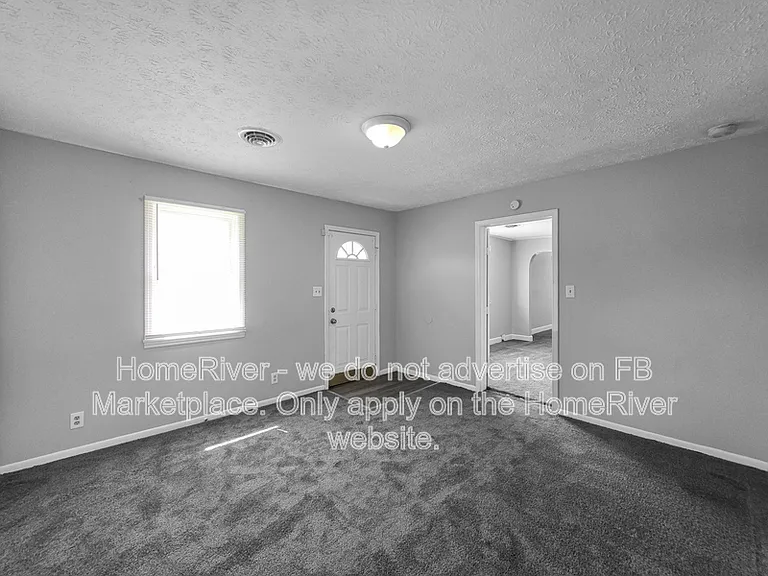 4311 E 30th St — Photo 14
