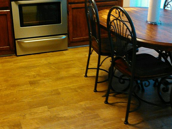 Kitchen/breakfast nook
