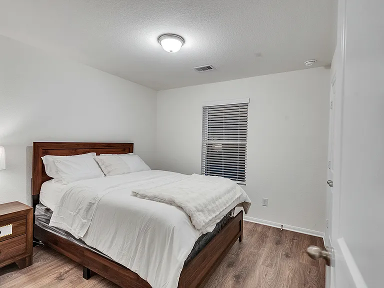 403 Magnolia Ln — Photo 16