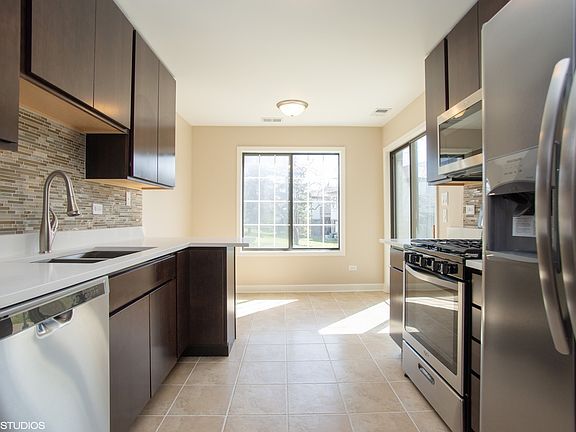 3rd image of 4131 N Pheasant Trail Ct Unit 5