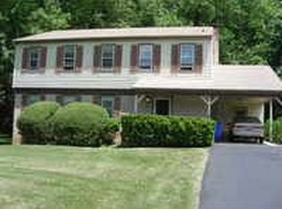 12501 Saint James Rd, Rockville, MD 20850