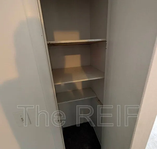 719 Peachtree Pl — Photo 10