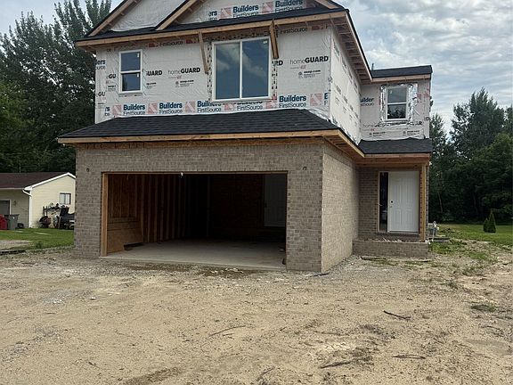 3rd image of 21600 Elmway Dr
