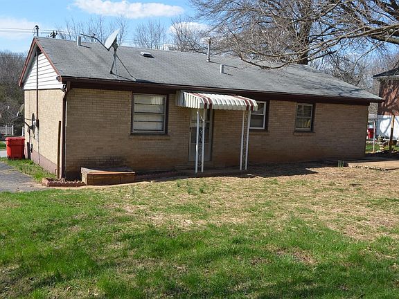 3rd image of 104 Western Ave