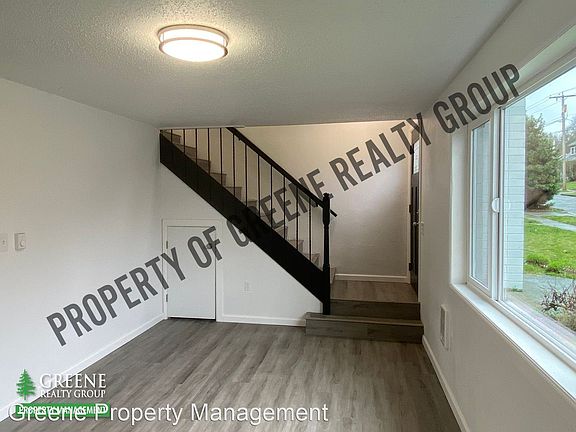 5th image of 1106 5th Ave SE APT A