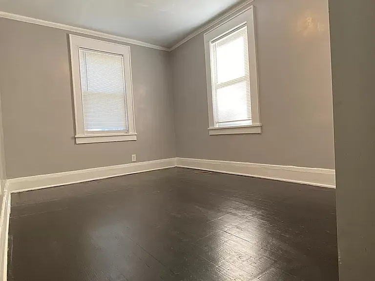 320 Livingston St #2 — Photo 1