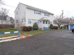 790 Light St, Stratford, CT 06614