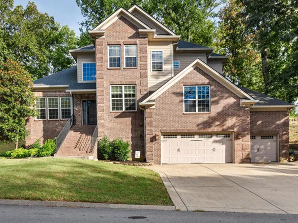 173 Spy Glass Way, Hendersonville, TN 37075