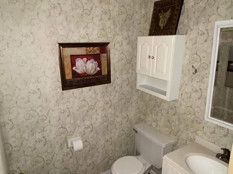 218 S Kansas Ave #1 — Photo 8