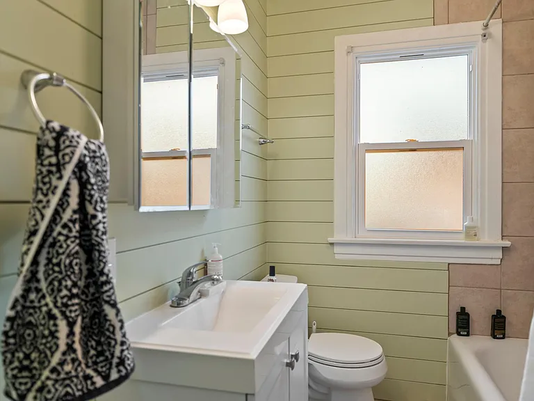 311 E San Rafael St — Photo 11