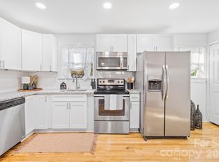 2529 Crescent Ln, Gastonia, NC 28052