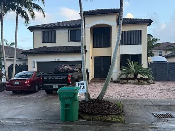 9230 SW 208th Ter, Cutler Bay, FL 33189