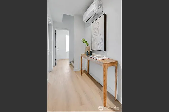 4409 S Holly St — Photo 12