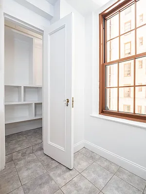 Rented by City Connections Realty | media 4