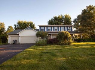 12227 Sleepy Hollow Rd, Roscoe, IL 61073