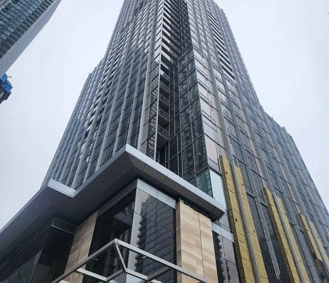 11 Yorkville Ave W #1913 — Photo 32